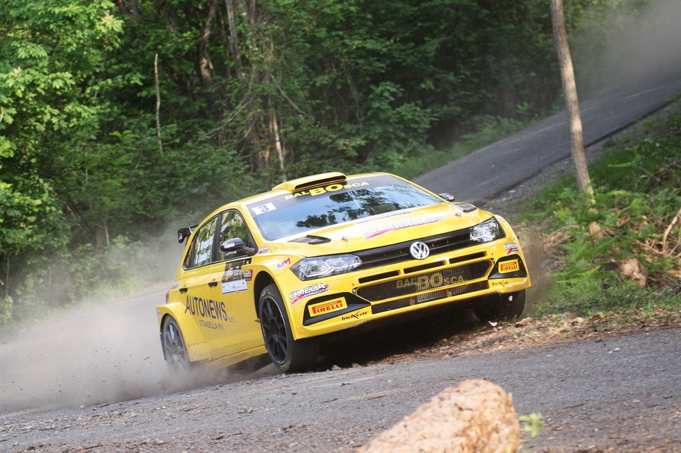 Massimo Brega e Paolo Zanini su Volkswagen Polo R5 si aggiudicano la prima edizione del Rally Valli Oltrepò.